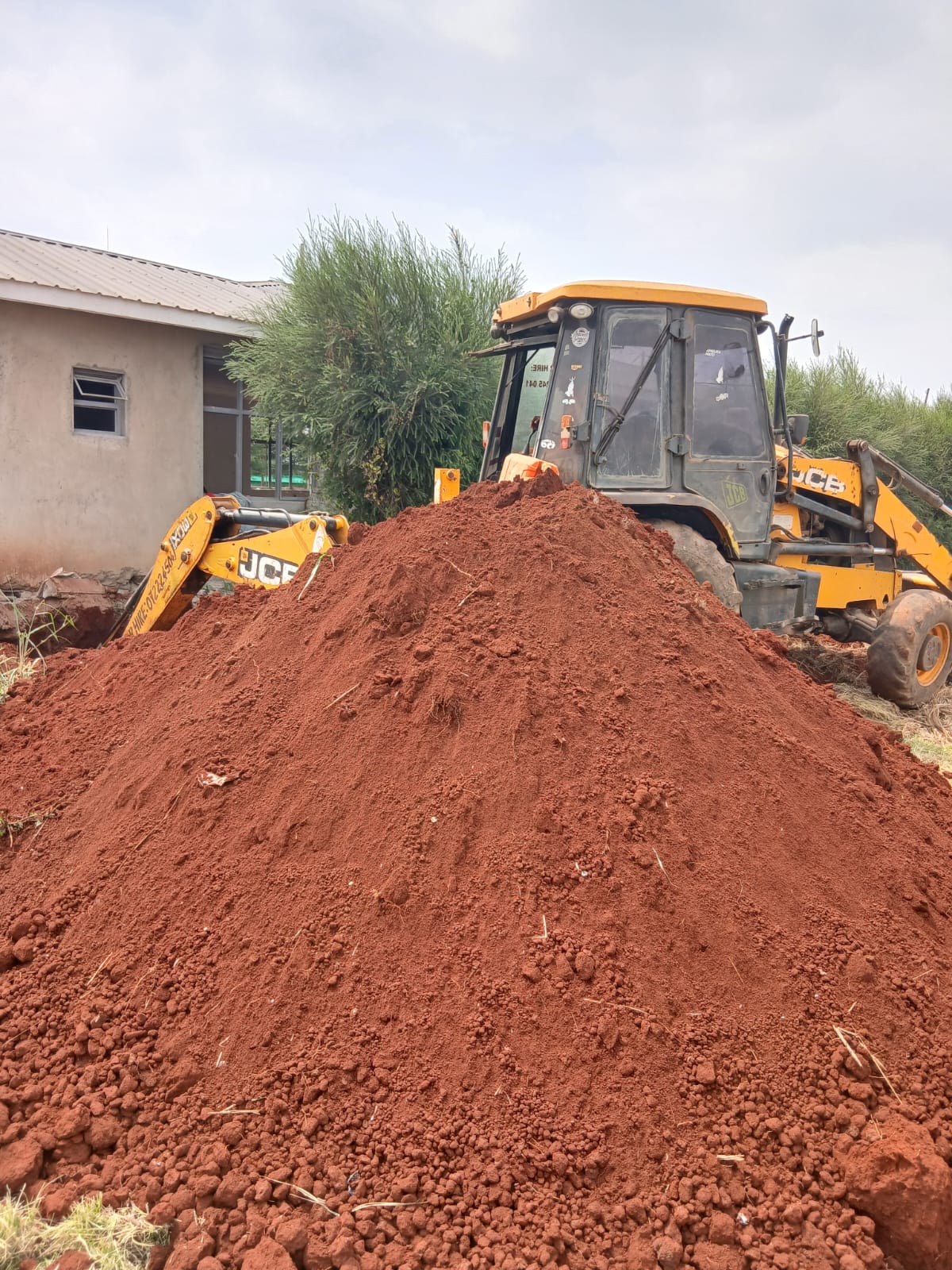 Back Hoe — image 2