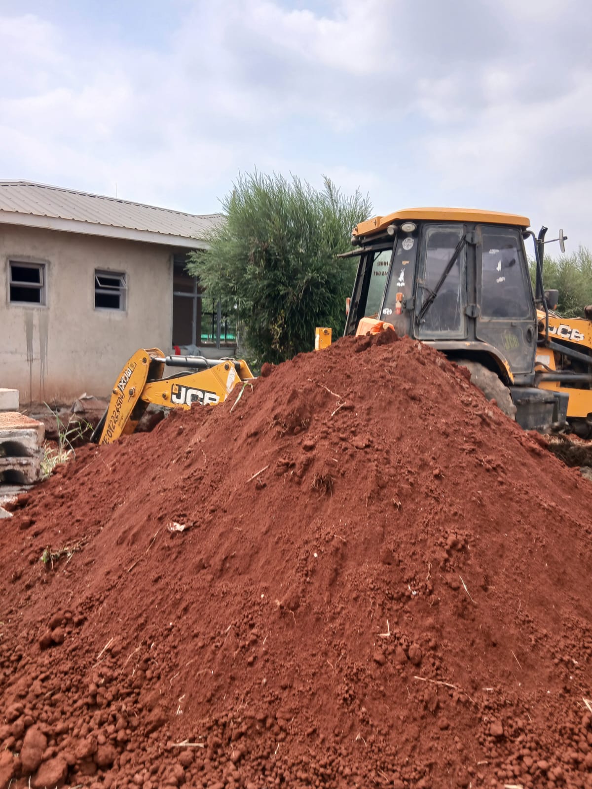 Back Hoe — image 5