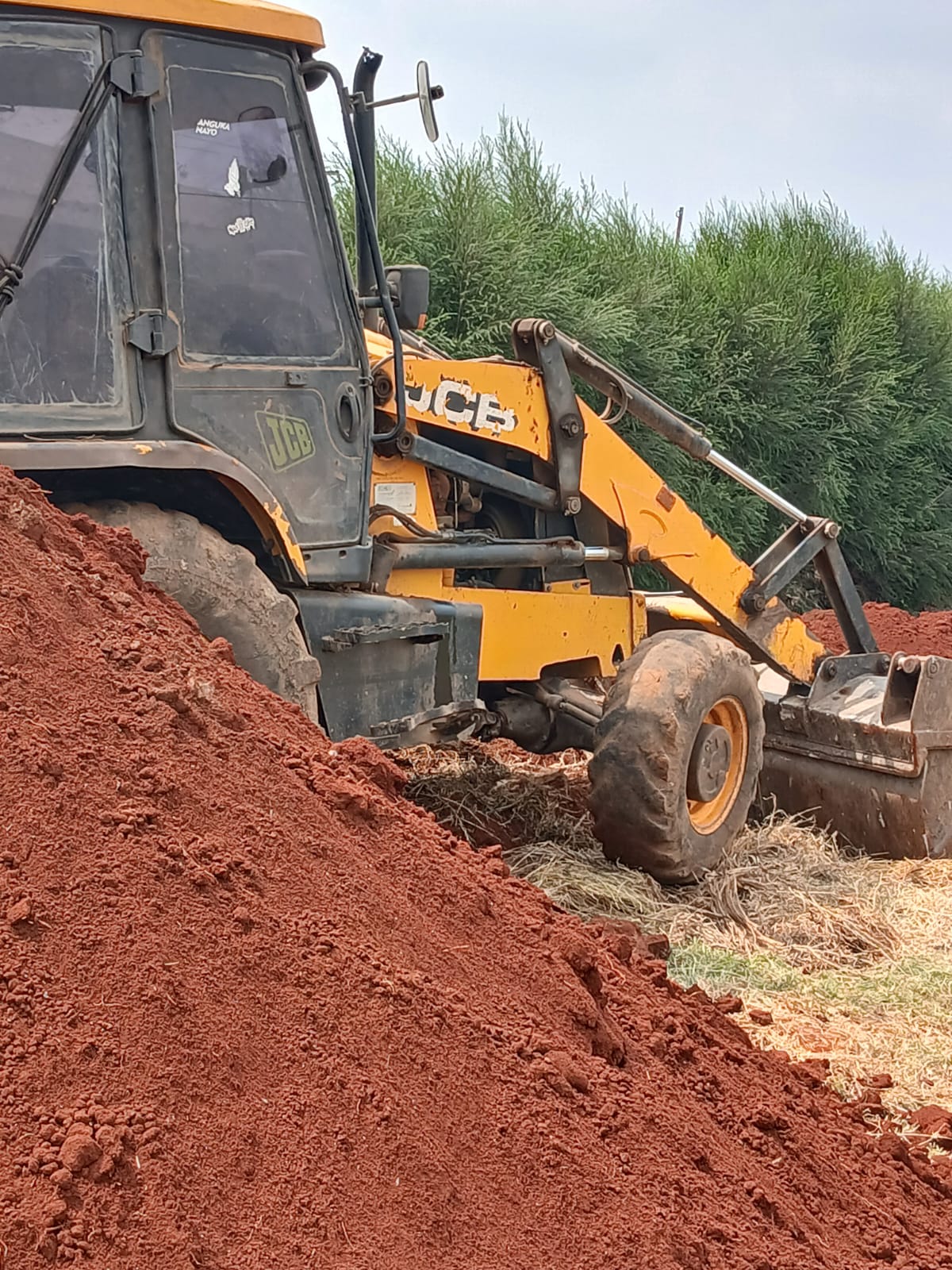 Back Hoe — image 7